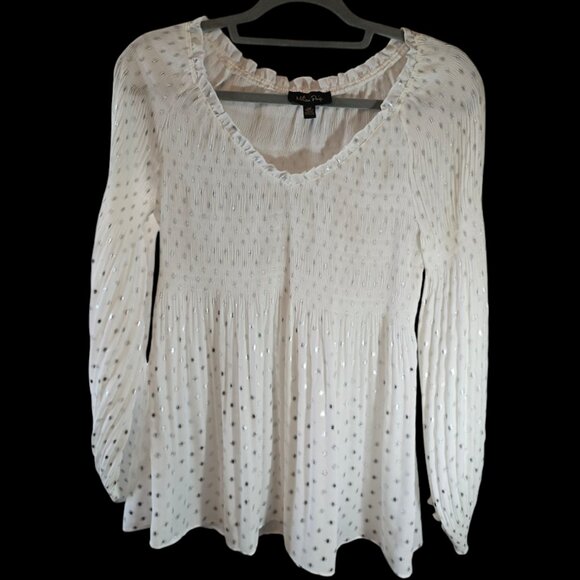 MELISSA PAIGE WHITE SILVER LONG SLEEVE TOP SHIMMER METALLIC SIZE SMALL RELAXED - Picture 1 of 11